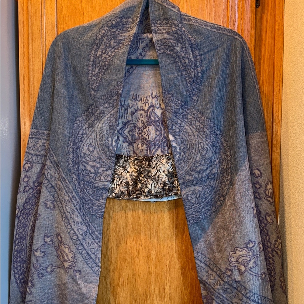 Paisley & Floral Gray Blue Purple Oversized Wool Wrap Scarf w/Faux Fur Accents - Picture 2 of 14